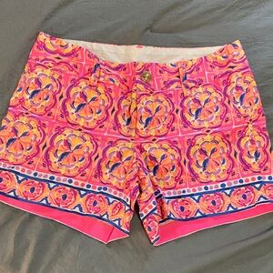 Lilly Pulitzer size 2 super bright pink shorts Callahan 5 inch inseam